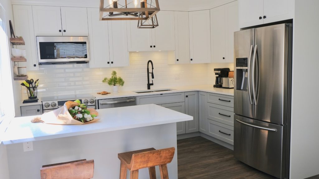 how to remodel an old house kitchen